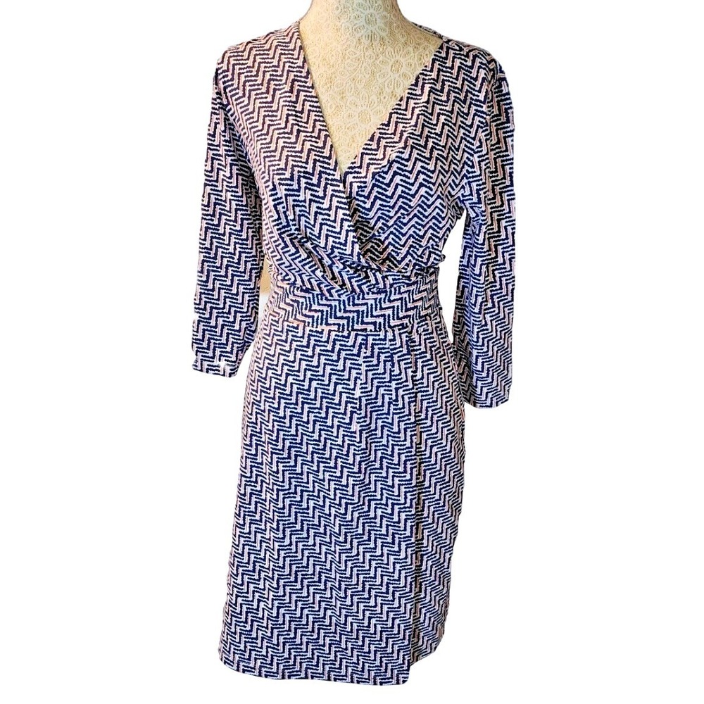 J. McLaughlin Floral Wrap Dress  Size M  Red‎ White Blue  Denim Blend